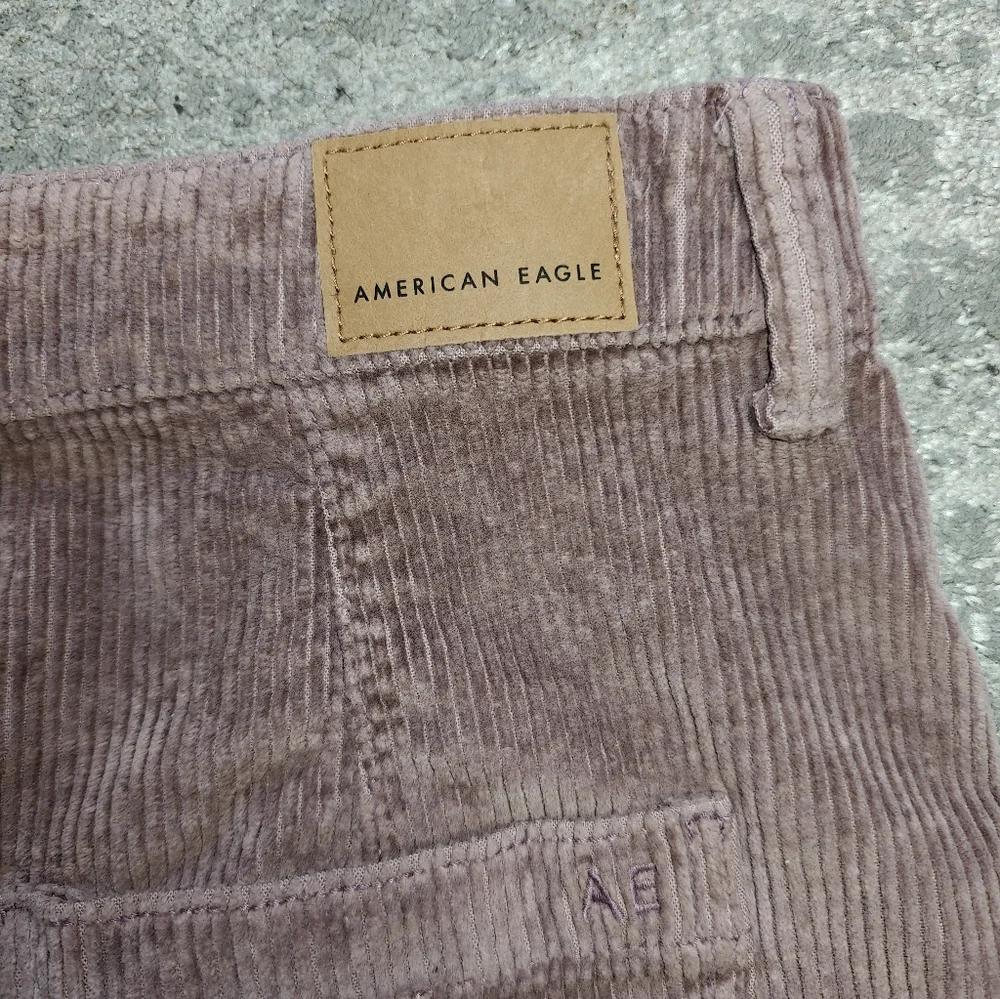 American Eagle Women's A-Line  Super Stretch Corduroy Mini Skirt size 6
